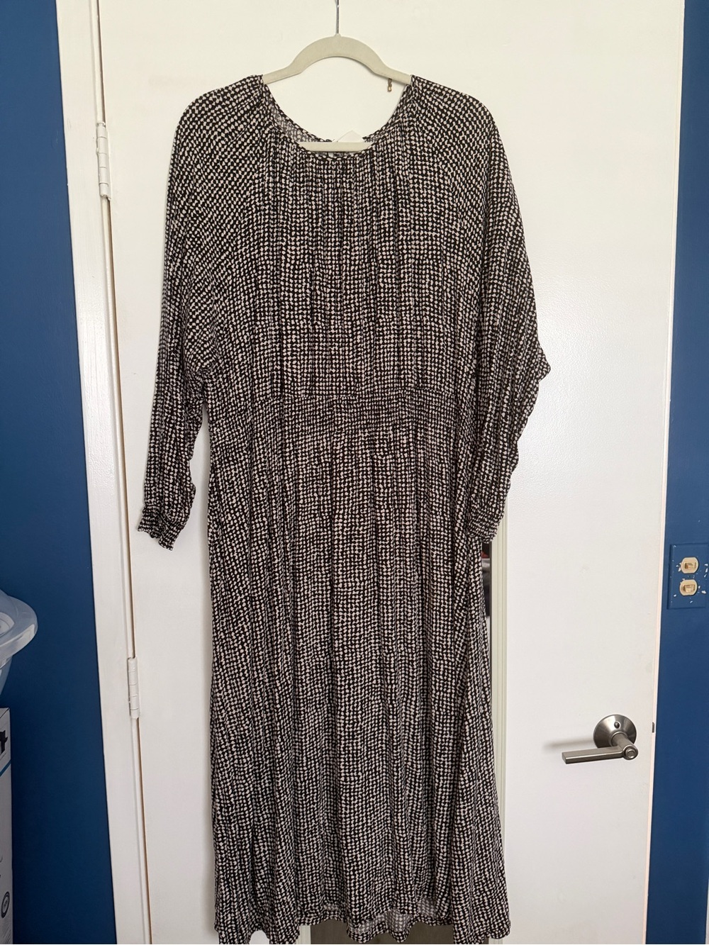 H&M Black and White Printed Long Sleeve Women’s Dress